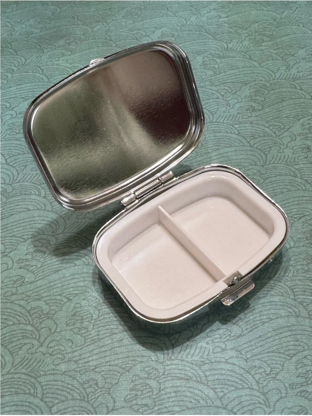 BEE PILL BOX